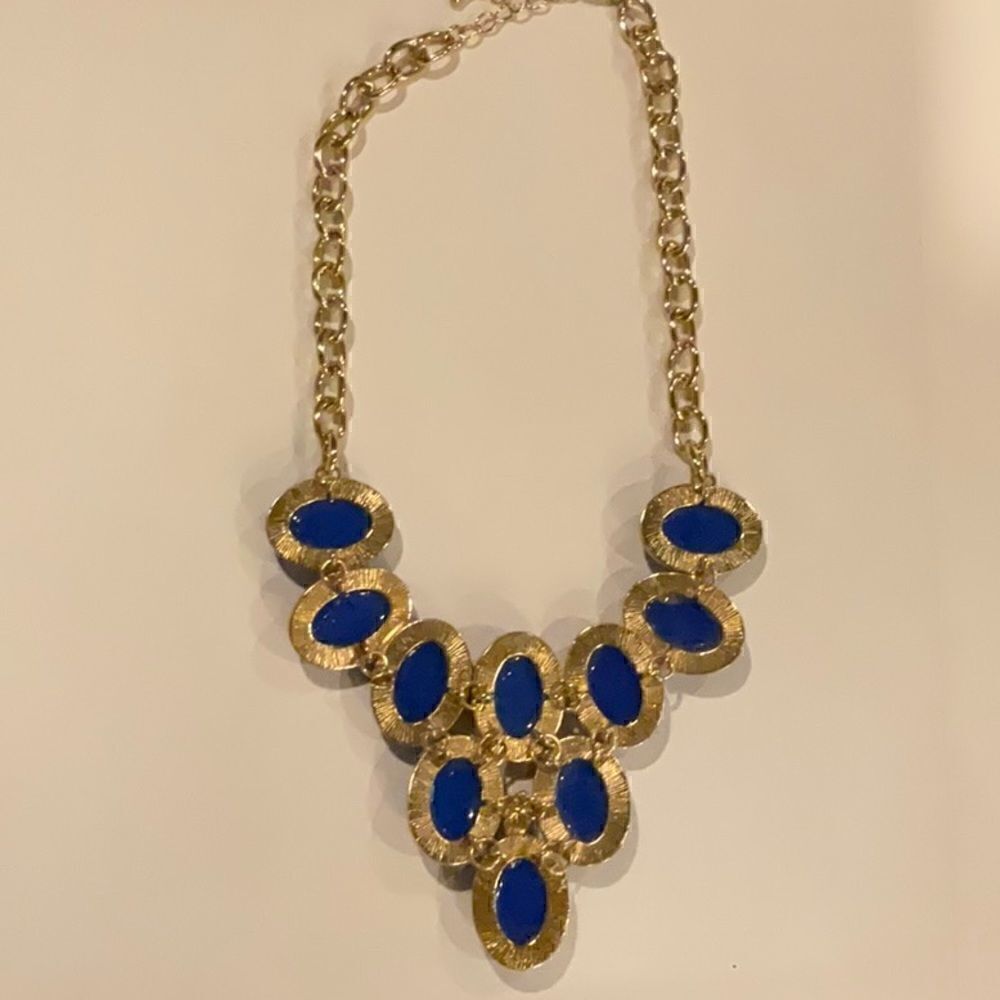 Blue Statement Necklace    - Picture 3 of 3